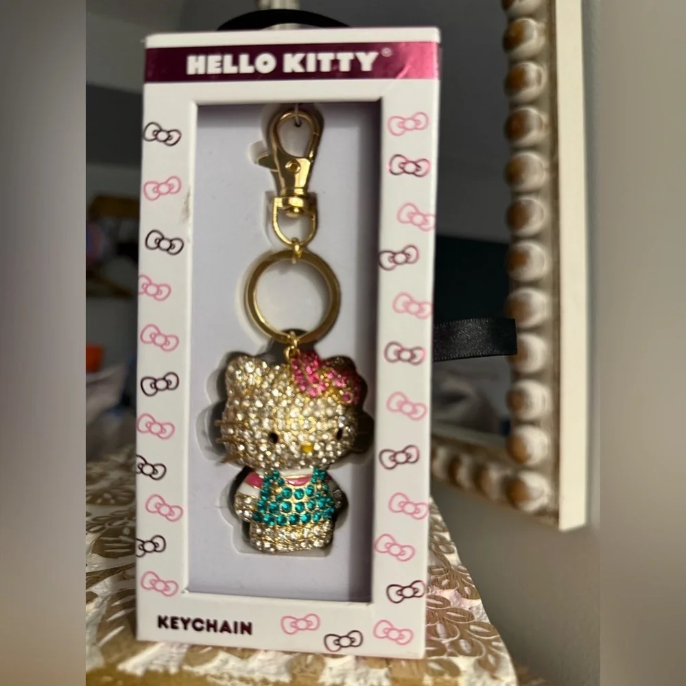 Hello Kitty add instant